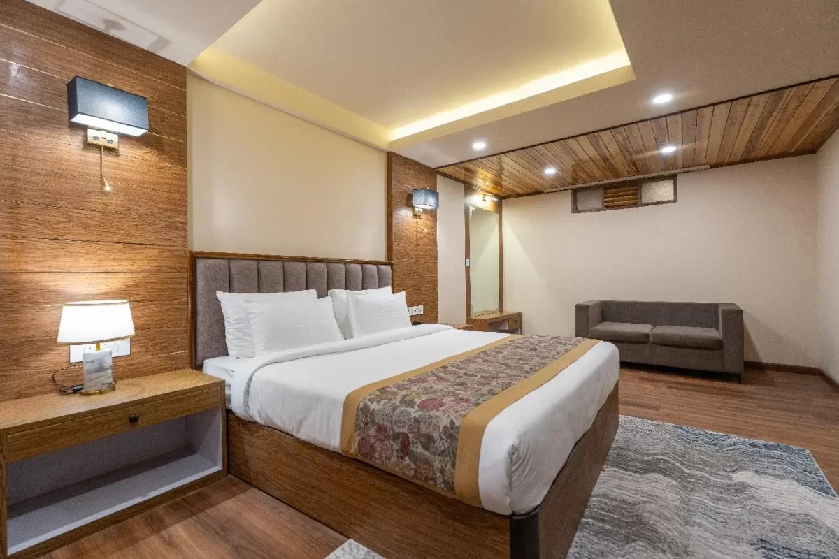 executive non view room in Darjeeling with king bed and modern amenities