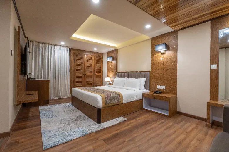 executive non view room in Darjeeling with king bed and modern amenities