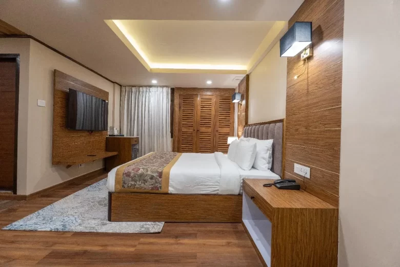 executive non view room in Darjeeling with king bed and modern amenities