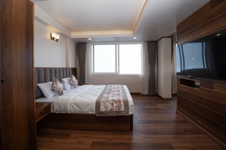 family view room in Darjeeling with two king beds and kanchenjunga view